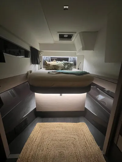 Lazycat Yacht Photos Pics 