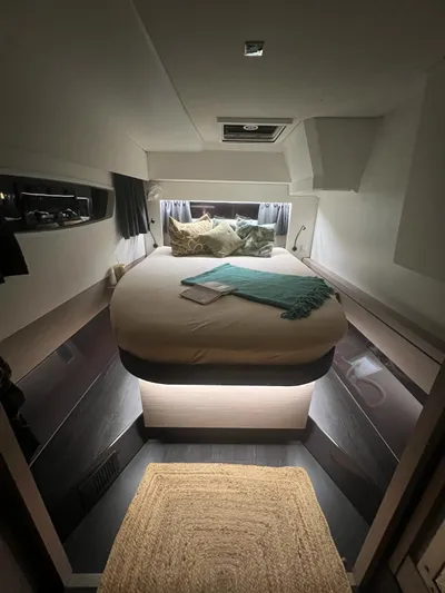 Lazycat Yacht Photos Pics 