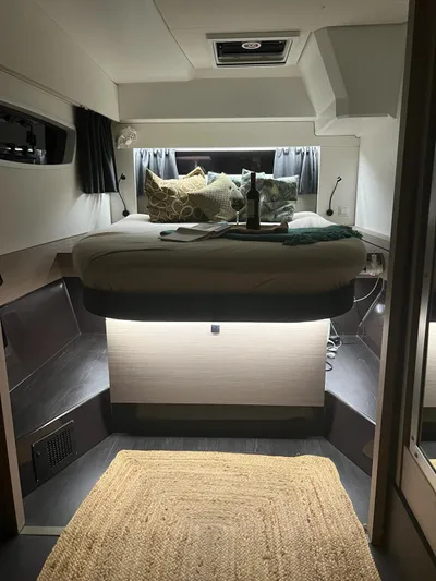 Lazycat Yacht Photos Pics 