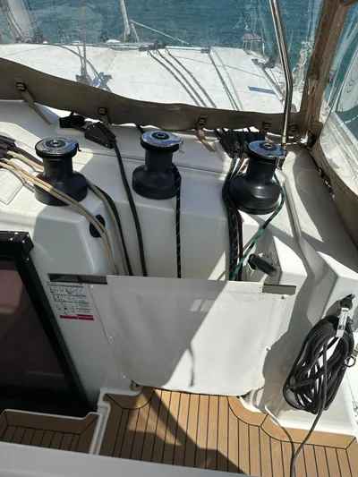 Lazycat Yacht Photos Pics 