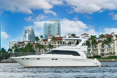 Sea Ray 480 Sedan Bridge