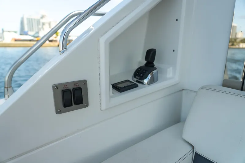 Duke Yacht Photos Pics Control panel and joystick on 2018 Cruisers Yachts 50 Cantius boat.