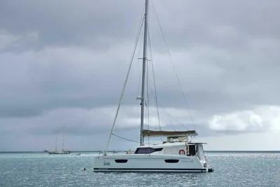 Fountaine Pajot Astrea 42
