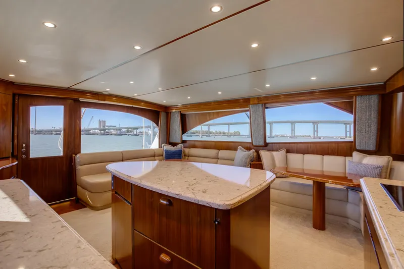 On The Edge III Yacht Photos Pics Viking 62 On the Edge III - Salon