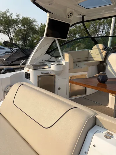 Jac & Wood Yacht Photos Pics 