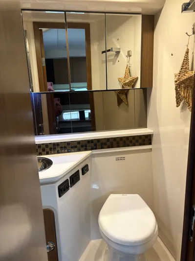 Jac & Wood Yacht Photos Pics 