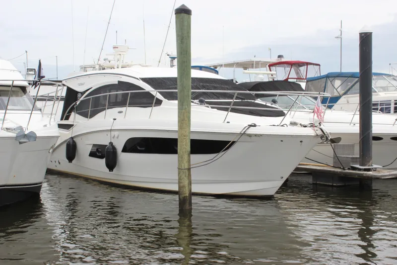  Yacht Photos Pics 2017 Sea Ray Sundancer 400 yacht docked at marina.