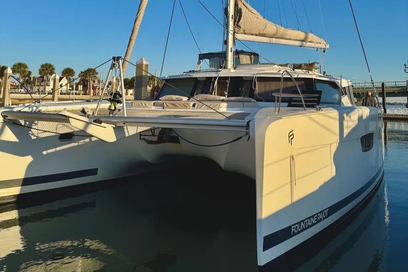 Grand Crew Yacht Photos Pics 