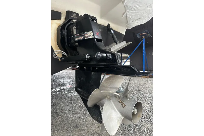  Yacht Photos Pics Close-up of a 2012 Sea Ray 390 Sundancer boat propeller and drive system.