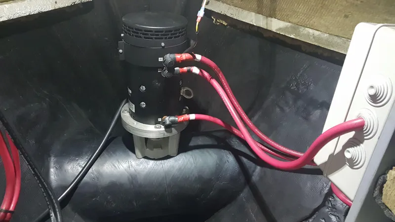 Boatel I Yacht Photos Pics 