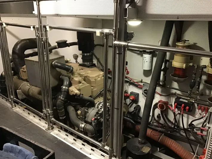 Boatel I Yacht Photos Pics 