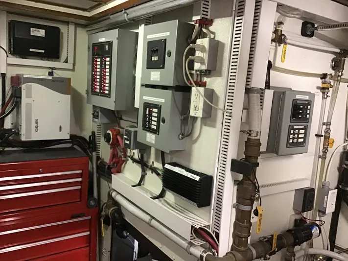 Boatel I Yacht Photos Pics 