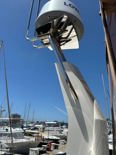  Yacht Photos Pics Radar equipment on a 2014 Carver C34 boat at a marina.