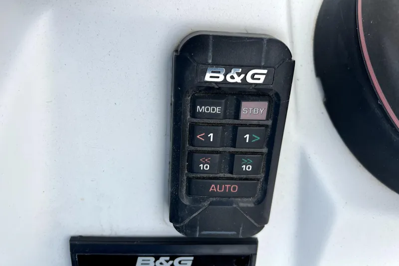 Knot Behaving Yacht Photos Pics B&G autopilot control panel on 2014 Jeanneau Sun Odyssey 379 sailboat.