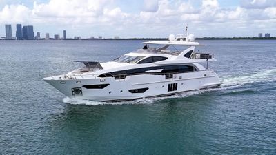 Yacht