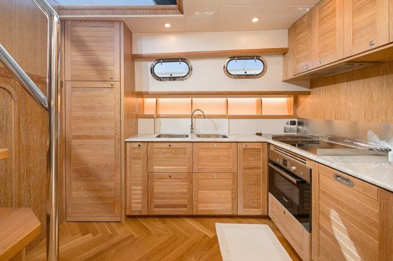  Yacht Photos Pics Optional lower position for galley