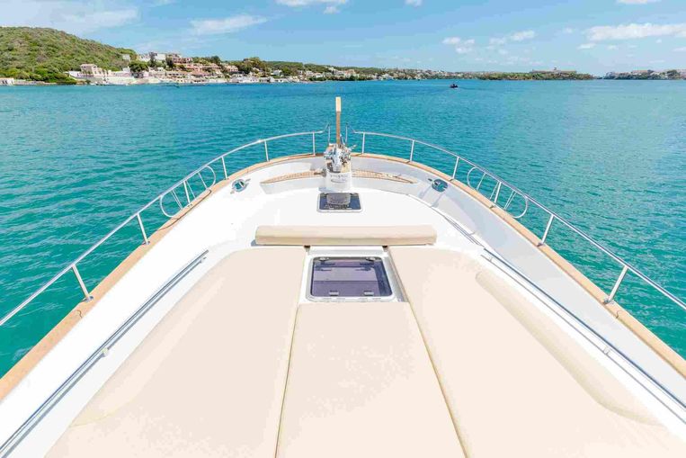 2023-55-5-sasga-yachts-menorquin-54-flybridge