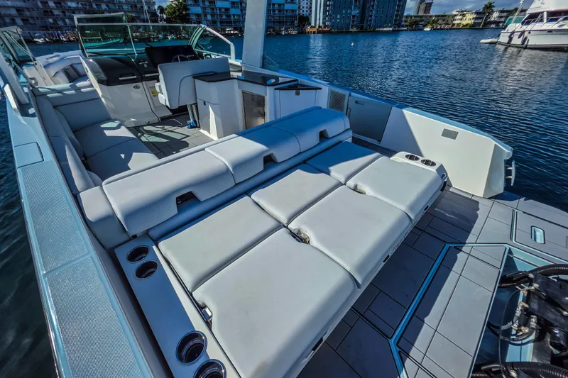  Yacht Photos Pics 2022 Aviara AV32 OB luxury boat interior with spacious seating and modern design.