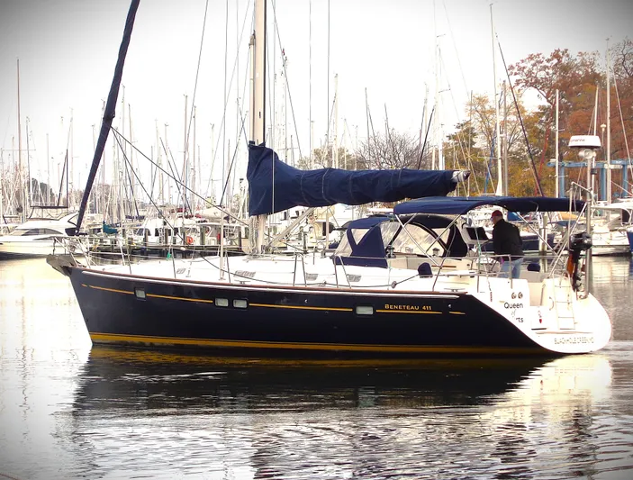 Queen Of Hearts Yacht Photos Pics 