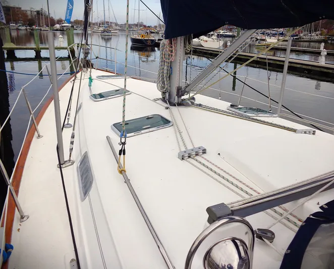 Queen Of Hearts Yacht Photos Pics 