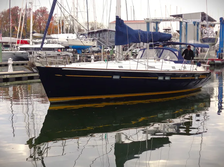 Queen Of Hearts Yacht Photos Pics 