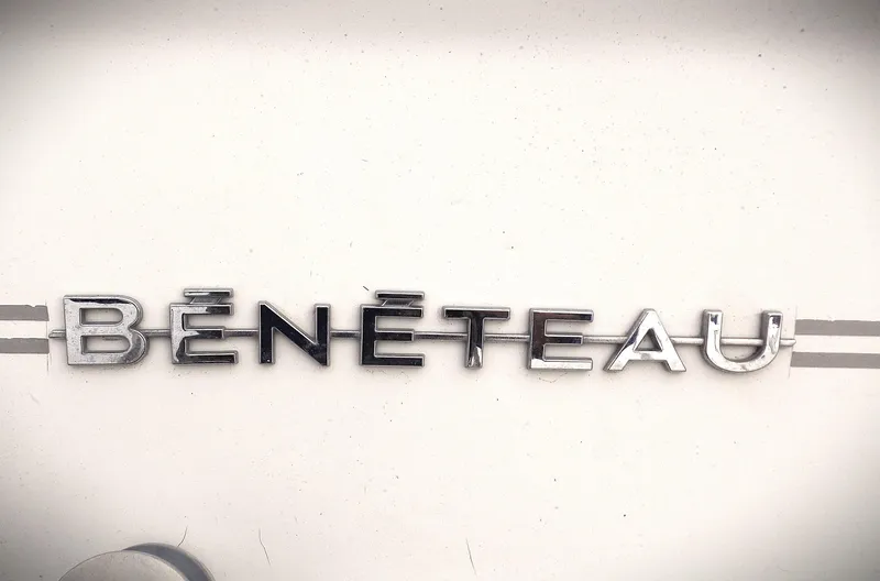 Queen Of Hearts Yacht Photos Pics 