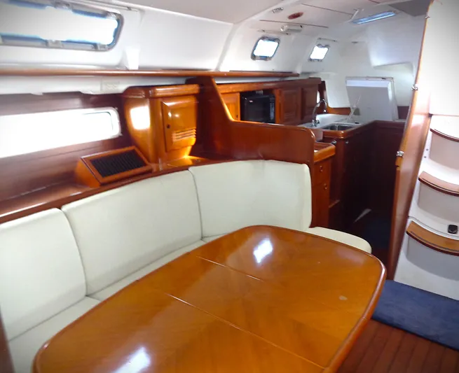 Queen Of Hearts Yacht Photos Pics 