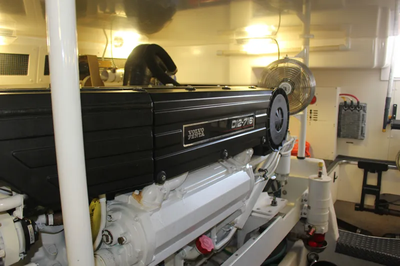 Radiowaves Yacht Photos Pics Starboard main engine