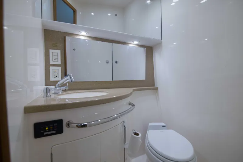 Venator Yacht Photos Pics 2008 Cabo 52 Express - Venator