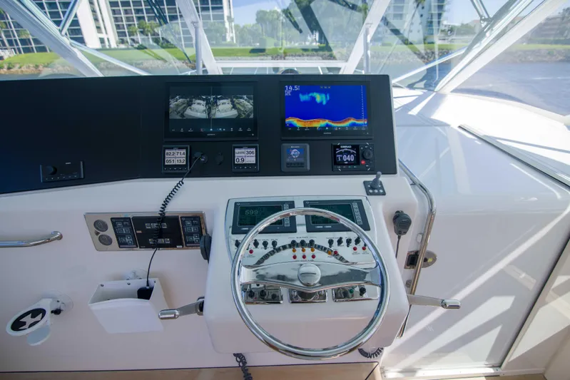 Venator Yacht Photos Pics 2008 Cabo 52 Express - Venator