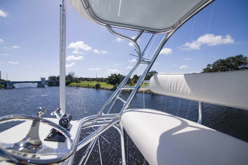 Venator Yacht Photos Pics 2008 Cabo 52 Express - Venator