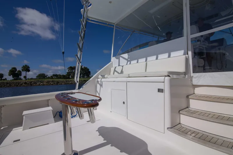 Venator Yacht Photos Pics 2008 Cabo 52 Express - Venator