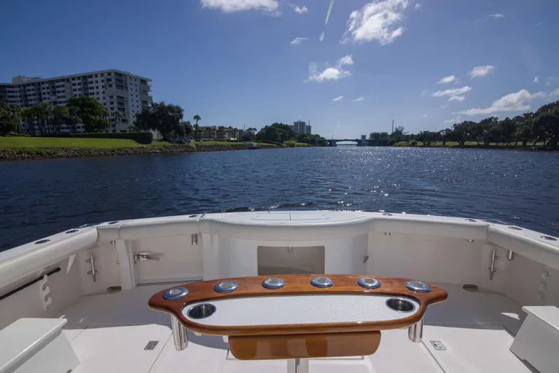 Venator Yacht Photos Pics 2008 Cabo 52 Express - Venator