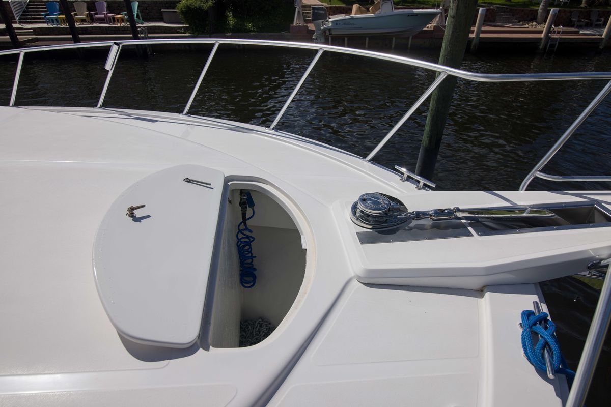 2008 Cabo 52 