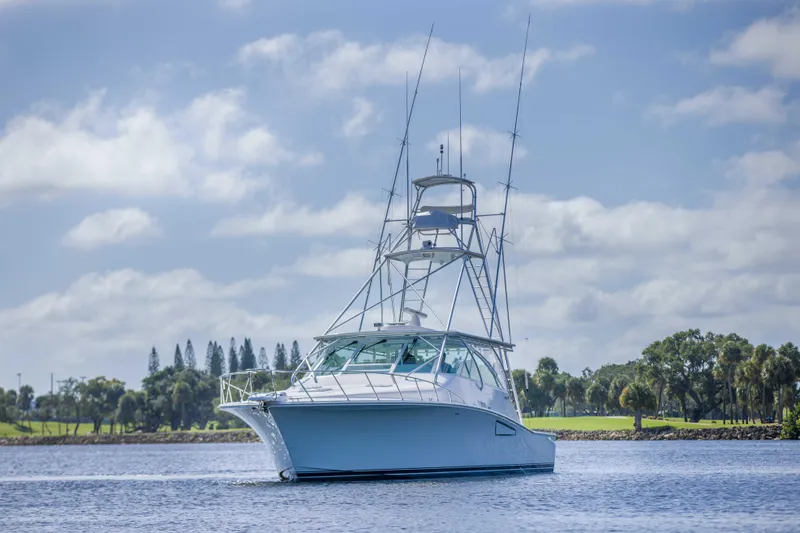 Venator Yacht Photos Pics 2008 Cabo 52 Express - Venator