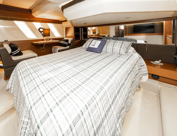 Waterfront III Yacht Photos Pics Luxurious interior of 2014 Sea Ray 510 Fly yacht with spacious bedroom.