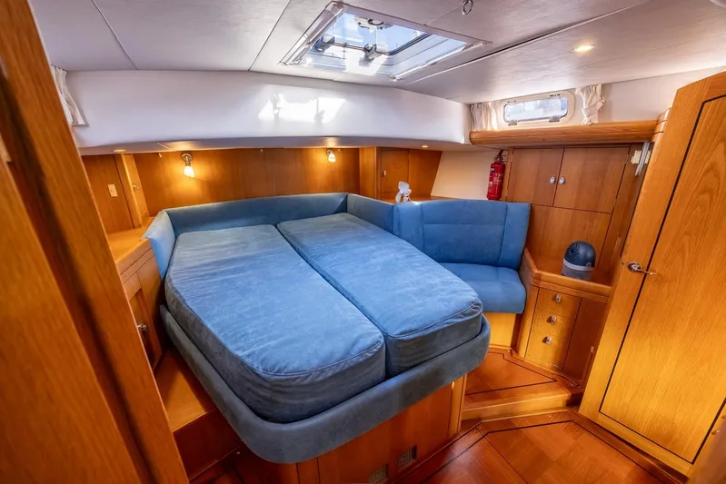 Oyster Moon Yacht Photos Pics 