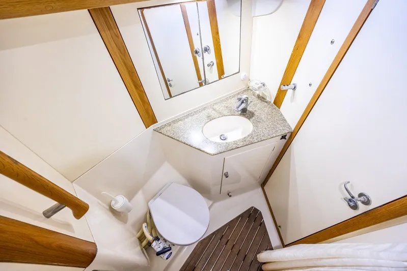 Oyster Moon Yacht Photos Pics 