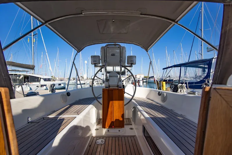 Oyster Moon Yacht Photos Pics 