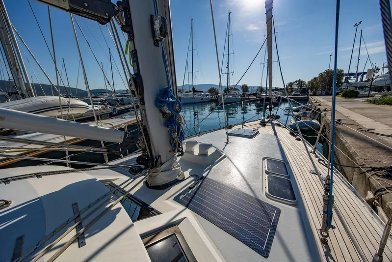 Oyster Moon Yacht Photos Pics 