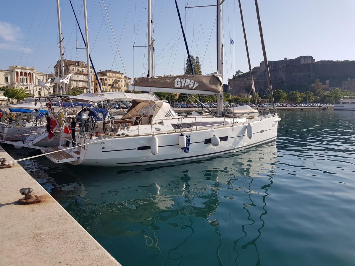 2015 Dufour 48 