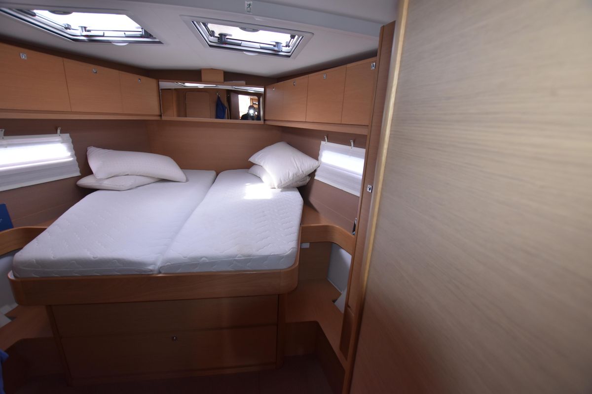 2015 Dufour 48 