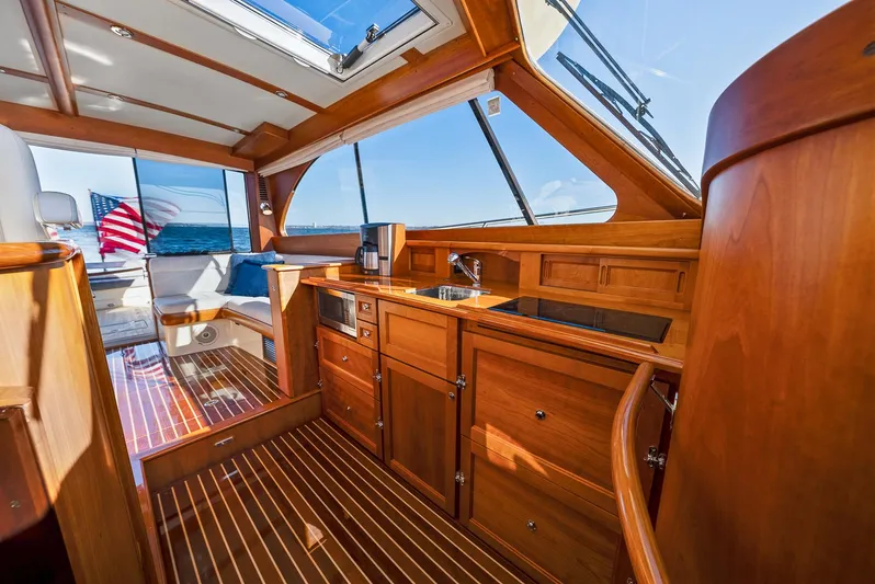 Turquoise (name Reserved) Yacht Photos Pics Cherry Countertops