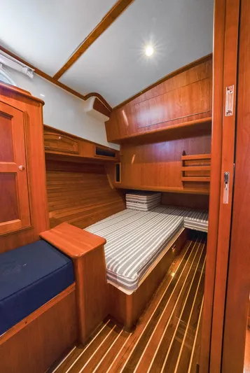 Turquoise (name Reserved) Yacht Photos Pics Guest Bunk