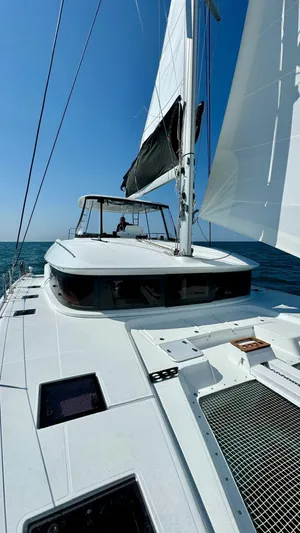 Slinky Malinki Yacht Photos Pics 