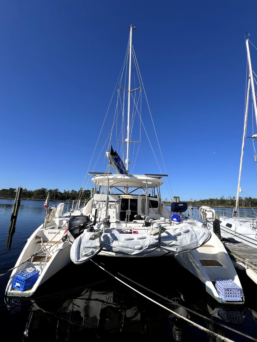 2010 Broadblue 43 