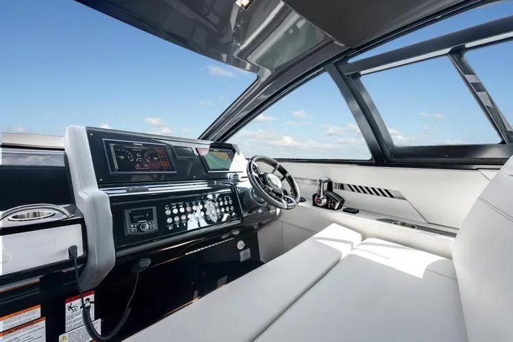 2023 Cruisers 42 