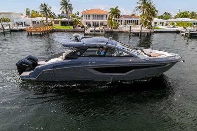 Yacht