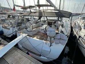 2018 Jeanneau Sun Odyssey 519