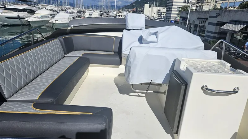  Yacht Photos Pics 20250804_100811